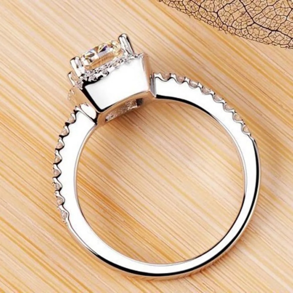 Host Pick! Sterling Silver 925 3KT Cubic Zirconia - Picture 8 of 10